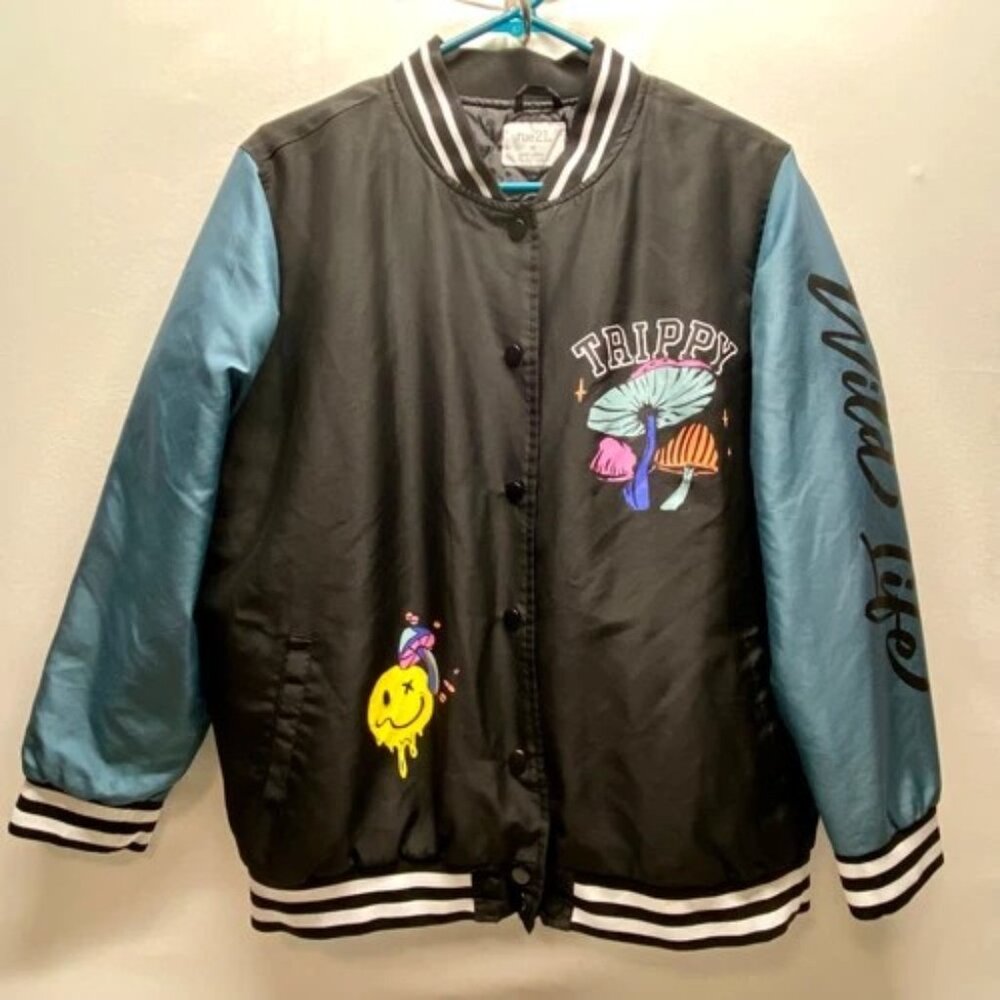 Rue21 Varsity Bomber Jacket Men's Medium Black Teal Trippy Wild Life Graphic EUC